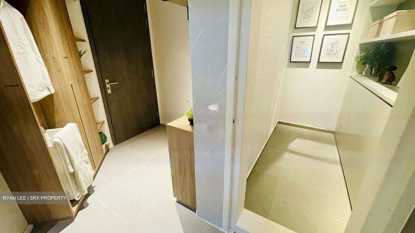 The LakeGarden Residences (D22), Condominium #465392541